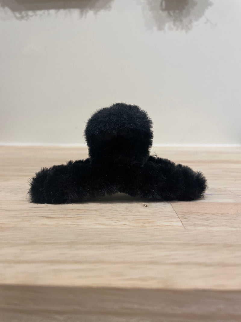 Fluffy Claw Hair Clip